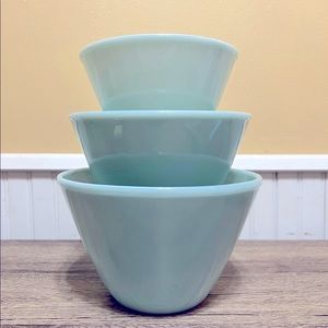 Fire King Jadeite Mixing Bowls Set